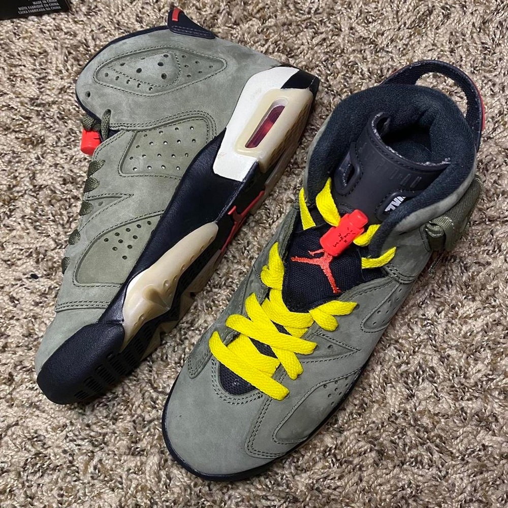 Travis Scott x Jordan 6